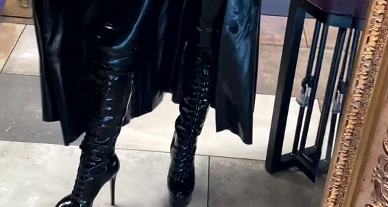 Goddess Gynarchy Head To Toe Latex