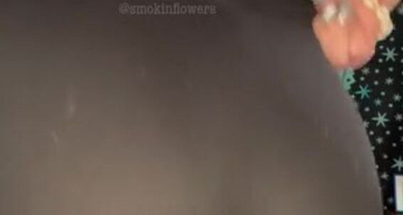 Goddess Flower Nicknamed Smokinflowers Foot Fetish 01 24 2024 Onlyfans Video Happy Hump Day